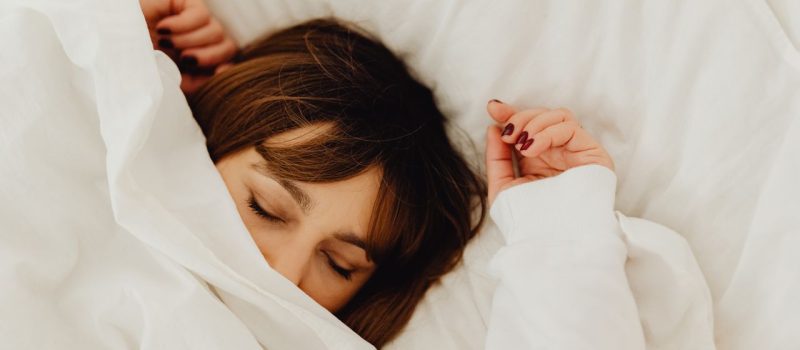 Żelki na sen – czym są i jak wygląda ich stosowanie?